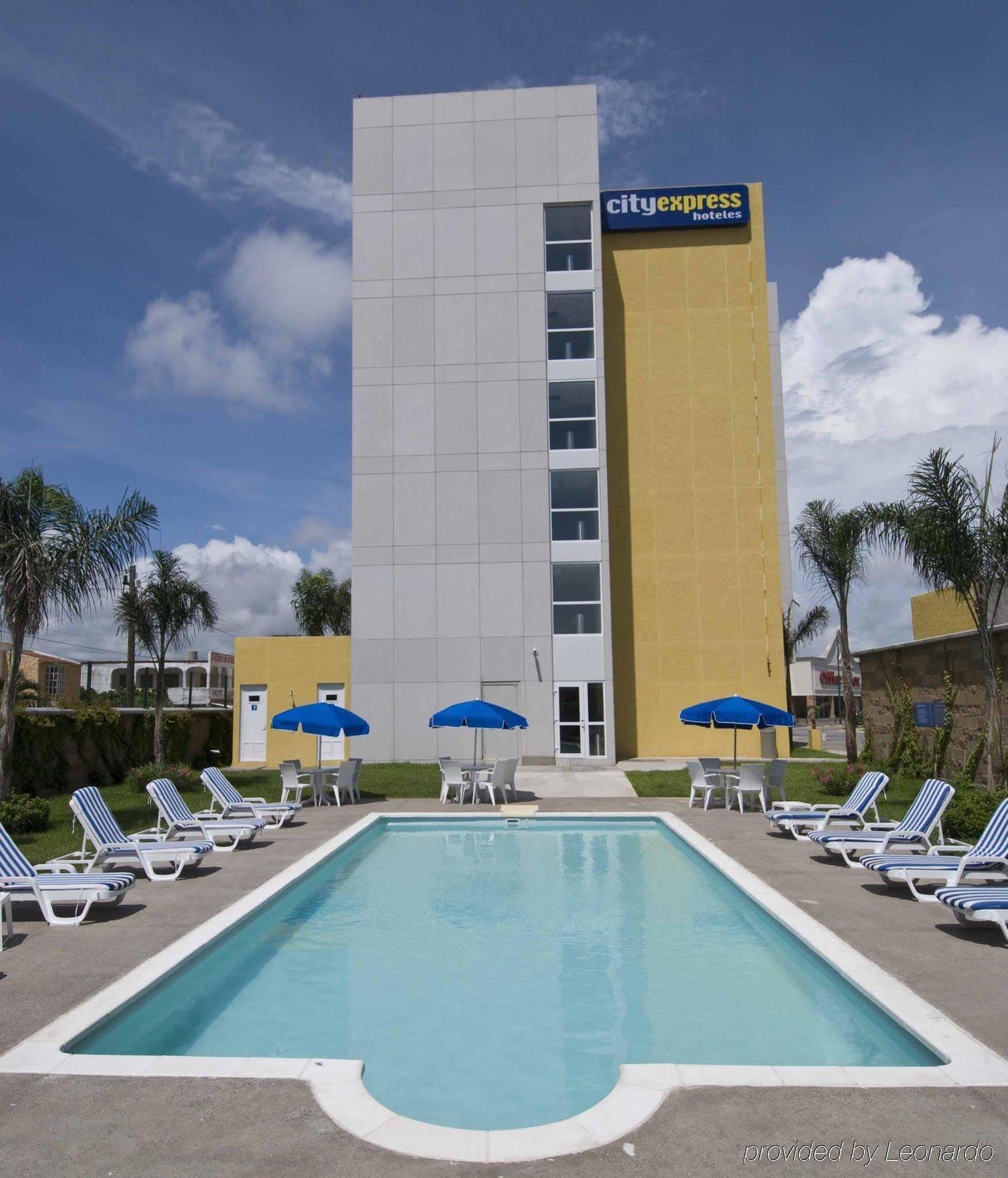 Hotel Express By Marriott Mazatlán